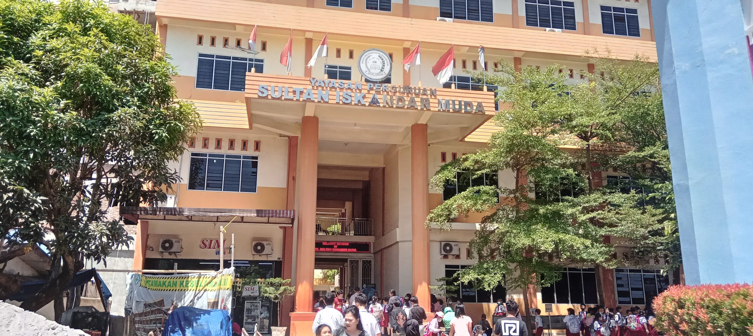 Yayasan Perguruan Iskandar Muda Jl. Sunggal Gg. Bakul Jalan Tengku Amir Hamzah Pekan I, Sunggal, Kec. Medan Sunggal, Kota Medan, Sumatera Utara 20128, Indonesia